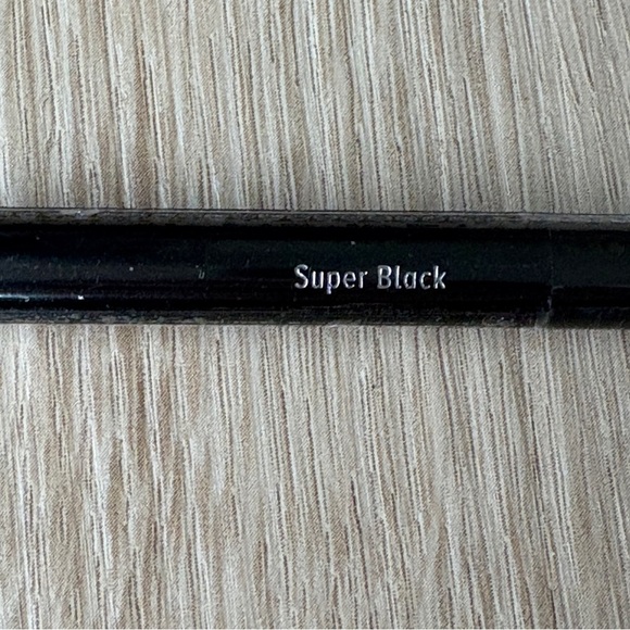 It Cosmetics Superhero No Tug Gel Liner Super Black NEW Sealed - Picture 4 of 5